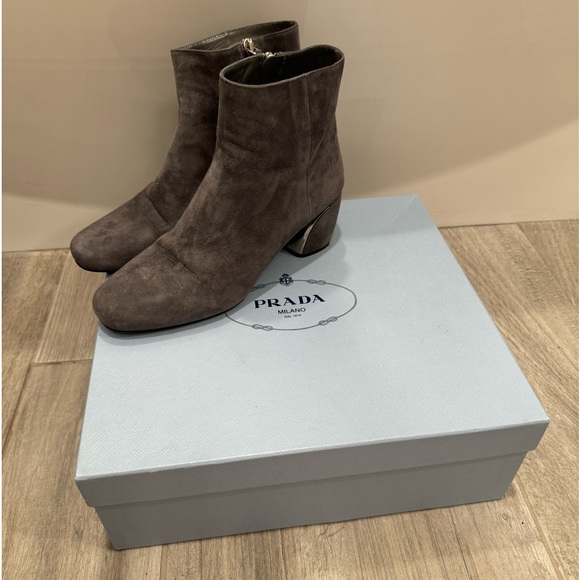 Prada Milano Dal 1913 Nebbia gray Boots - Picture 1 of 15